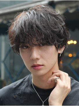 レタッチ バイ フィフス 天神大名(RETOUCH by fifth) 天神大名ルーズパーマメンズカットラウンドマッシュ30代