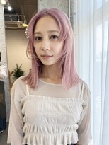 ムード(mood)&nbsp;ピンクカラー/顔周りレイヤー/ボブ/ブリーチ/ダブルカラー