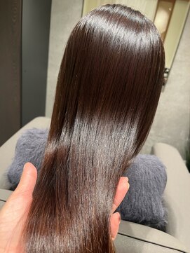 カット×リタッチカラー×縮毛矯正×髪質改善トリートメント