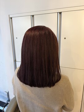 ディシェーレローブ(die Schere Lob) ピンクブラウンで白髪ぼかしカラー