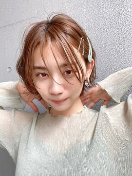 マルツ 銀座(maltu) 前髪ありショートオリーブベージュボブシャギーボブ銀座３０代