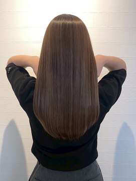 フロート 小阪店(float) 小顔似合わせレイヤーカット/髪質改善ダメージレスカラー