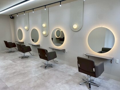 アグ ヘアー ダリア 喜多方店(Agu hair dahlia)の写真