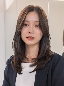 メラク 渋谷(Merak) 肌馴染み◎艶感グレージュ/大人上品セミロングレイヤー