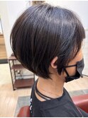 ショートボブ