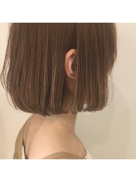 キャンバス バイ ネオリーブ 横浜西口(Canvas by neo.) ワンレンボブ × 柔らかベージュ