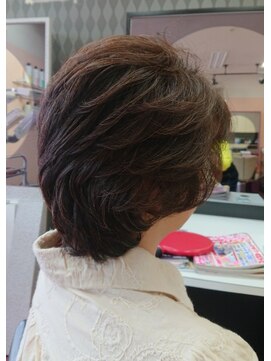 ウエストウッド(Westwood) 華やか♪ミディアムパーマヘア