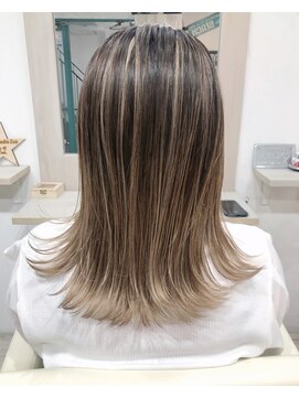 ヘアースタジオ ゼン(hair studio Zen) バレイヤージュ