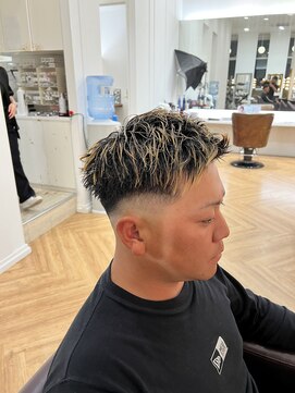 コワファースト  させぼ五番街店(COIFF1RST) フェード×ジェットモヒカン☆