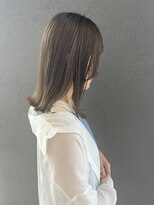 イロプラス 南田宮店(iro+) 【nobuyo】切りっぱなしロブ × Olive beige