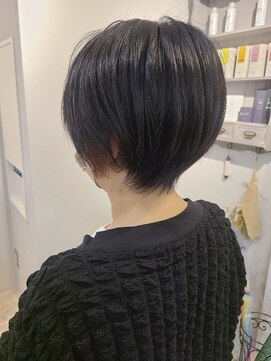 ヘア ケア ディエイチケー(HAIR CARE DHK) ナチュラルイヤリングカラー黒髪ショート