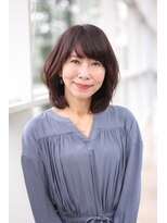 ミスエッセンス(MISS ESSENCE) 大人女性が輝くミディアムレイヤー/ミスエッセンス竹下