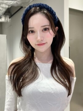 ミンクスオーバー(MINX OVER) レイヤーカット/ヘアセット/顔まわりカット/前髪カット/縮毛矯正