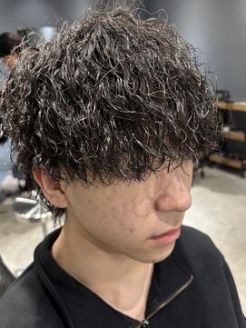 ハイプ(HYPE) 波巻き/メッシュ/スキンフェード/学割/白髪染め/縮毛矯正/