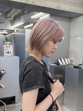 ローレン(Lolen.) 【グレージュ×レイヤーボブ】しまゆー