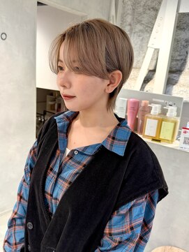 フォト 新宿(foto) ショートウルフ・ハイトーンショート