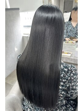 ランド 千葉(land) 暗髪ロングヘア