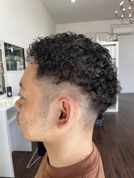 シンヤヘアーズ(SHINYA HAIRS) ハードパーマ