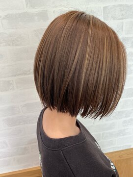 美容室ジャスミン 【ヒロシ】ハイライトスリークボブ