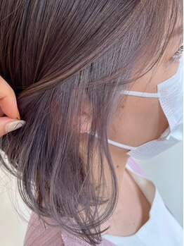 ヘアビータ 松前店(HAIR vita)の写真/《透明感×トレンド》が叶う♪ケアブリーチでインナーカラー/ダブルカラー/イルミナカラーの透明感が◎