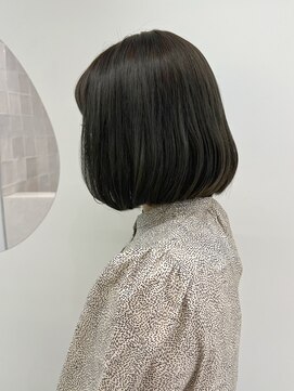 ローウェ 渋谷(Louwe) オリーブグレージュ【Louwe 渋谷 mitsuki】