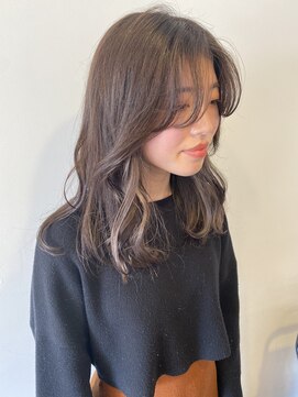 アライフ ワンレンロング　インナーグレーカラー