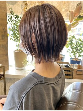 ヨル(Jor) このぷつっと感がたまらない！切りっぱなしボブ♪