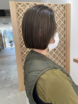 ヌーフェム(nuu fem)&nbsp;オリーブグレージュ×タッセルボブ ミニボブ