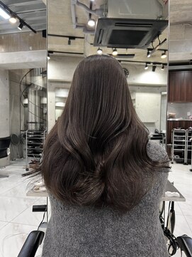 サイン 渋谷(SIGN) イヤリングカラーインナーカラーハイライトカラーレイヤーカット