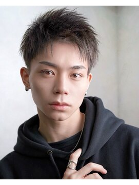 ゼロ 渋谷(XeRo) ツーブロック刈り上げマッシュアップバングショート