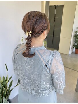 ゴウトゥデイシェアサロン 町田店(GO TODAY SHAiRE SALON) 短くてもできる編み下ろしヘアアレンジ♪