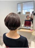 (リピーター多数) 大人女性に好評女性らしさを引き出すショート