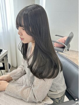 ユーフォリア 渋谷グランデ(Euphoria SHIBUYA GRANDE) オリーブグレージュ 艶カラー レイヤーカット