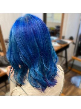 テーラヘアー 草加店(TELAHAIR) ビビッドブルー