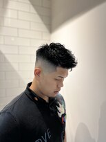 フリーク バーバーショップ 都島店(FREAK BARBER SHOP) MEN’S HAIR/ブルーブラック/フェザーパーマ/サーフカールI