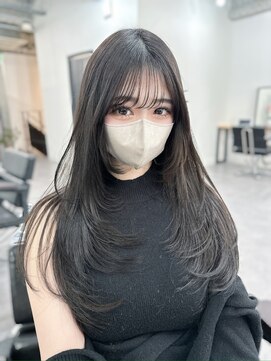 キティー(kiti) グレージュ×レイヤーカット