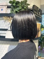 ジュイール(jouir)&nbsp;三鷹白髪ぼかしハイライトショートボブウルフショートカット韓国