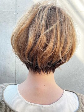 ザ シー 海老名(The C) [The C ] ひし形 透明感 小顔ショート