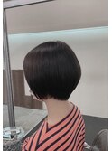 ショートボブ