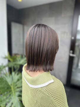 メゾン アヴァロ(Maison Avallo) #くすみアッシュ系外ハネボブ