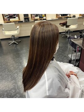 アイズ 渋沢(AIZU) 白髪ぼかしハイライト