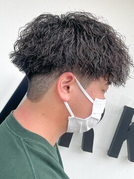 エルマーク 天王寺(L-MARK) マッシュスパイラルパーマツイストスパイラル波巻きメンズ