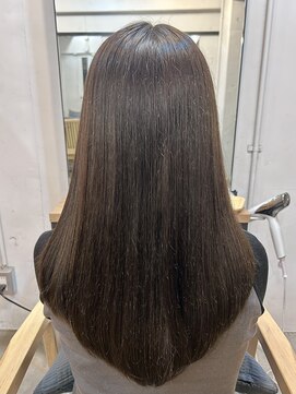 ファルベ(Farbe) 簡単で綺麗に見えるワンカールレイヤーカットブラウン