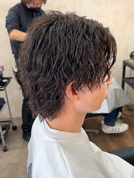 ブリーチ 宇都宮店(BLEACHi) 縦落ちミディアムウルフ