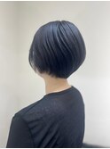 ブリーチあり♪ブルーブラック★大人ショート