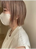 ハイトーンベージュ/クリーミーベージュ