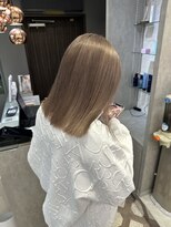 ジルバイジゼル(JILL by GiseL)&nbsp;aハイトーンホワイトミルクティーピンクケアブリーチ福岡天神