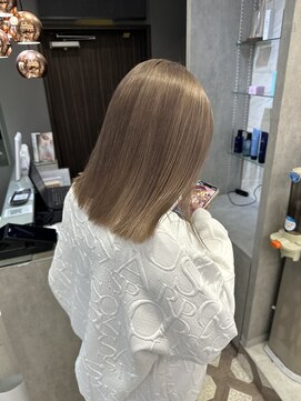 ジルバイジゼル(JILL by GiseL) aハイトーンホワイトミルクティーピンクケアブリーチ福岡天神