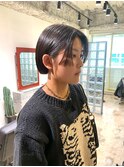 黒髪ストレート×ミニボブ