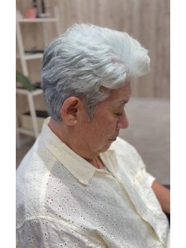 ファースト 秦野店(First) ジェントル　グレイヘア　秦野